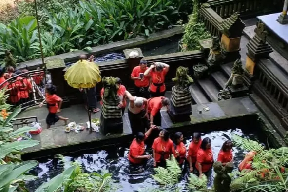 Tadah Uwuk Purification