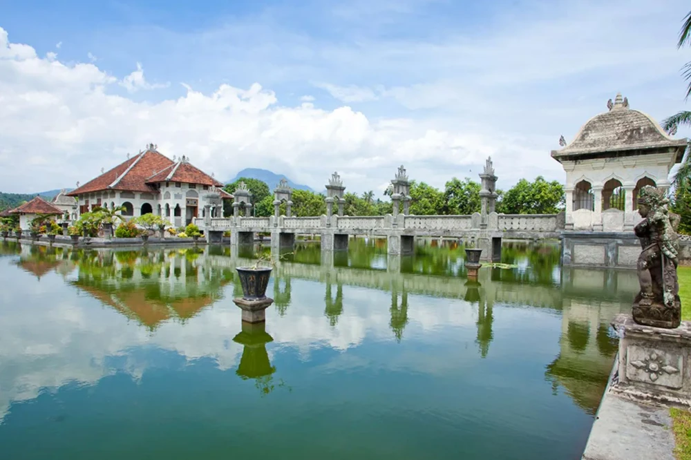 Ujung Water Pallace